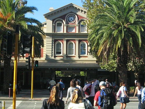 Perth railway station